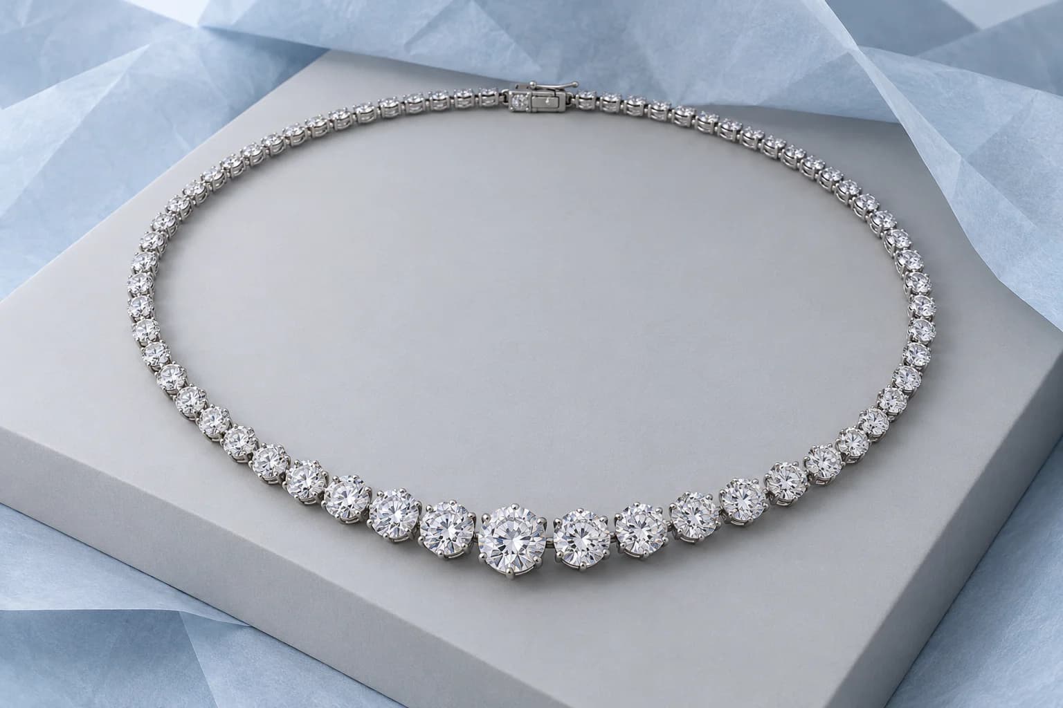 White gold necklace with graduated round lab-grown diamonds